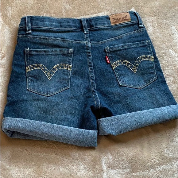 Levi’s girl’s midi short - Picture 2 of 5